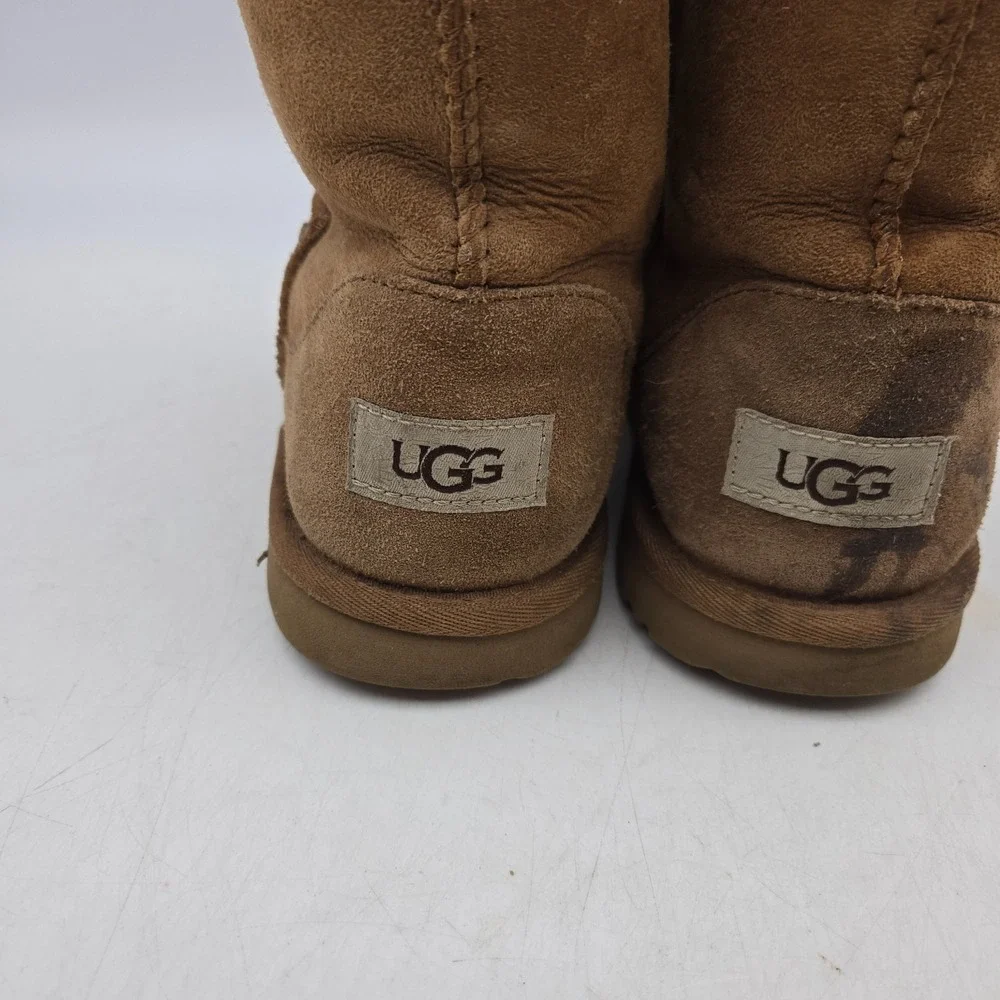 UGG Classic II Girl's Boot‎ Size 5 Chestnut Brown Womens 7 (1017703K)